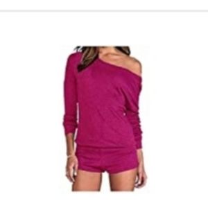 One off shoulder long sleeve Jumpsuit, short